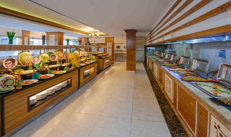 Alanya utazás Monart City