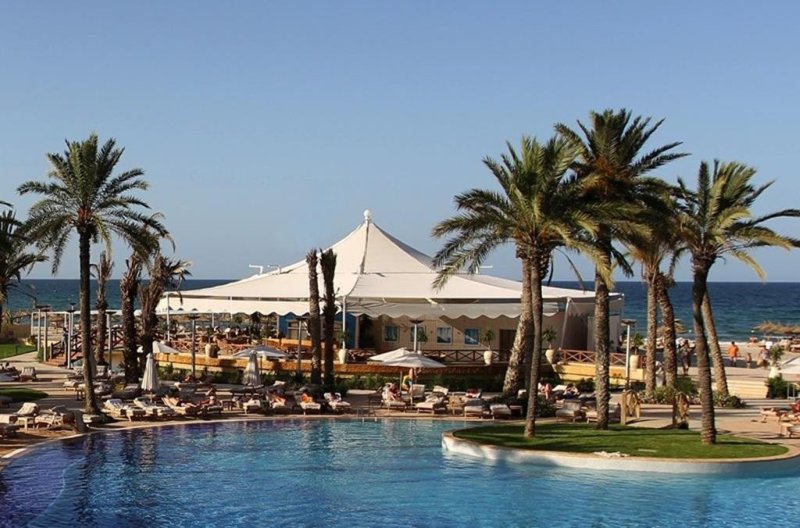 Sousse utazás Mövenpick Marine Spa