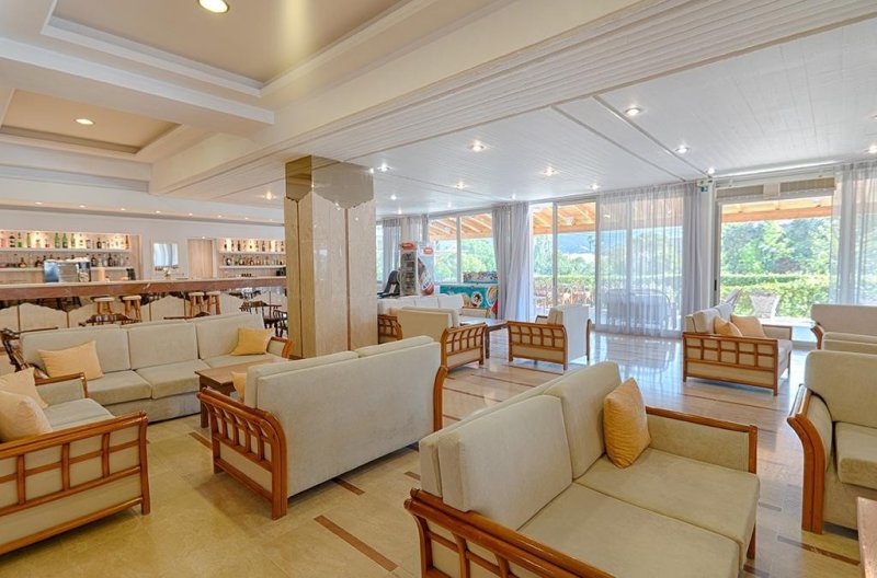 Korfu utazás Nafsika