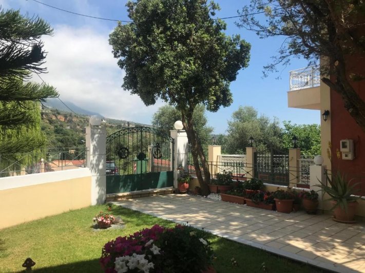 Kefalónia utazás Naftilos