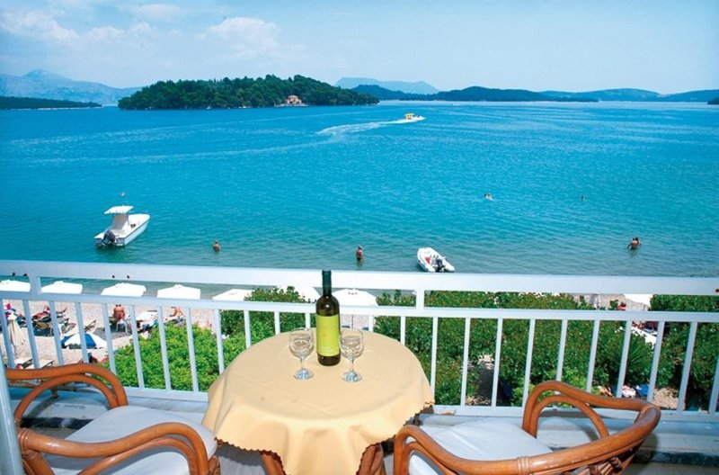 Lefkada-sziget utazás Nidri Beach