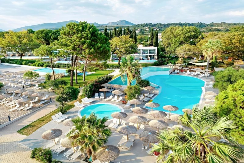 Ninos Grand Beach Hotel & Resort Lefkada-sziget