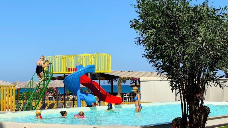 Ninos Grand Beach Hotel & Resort Lefkada-sziget