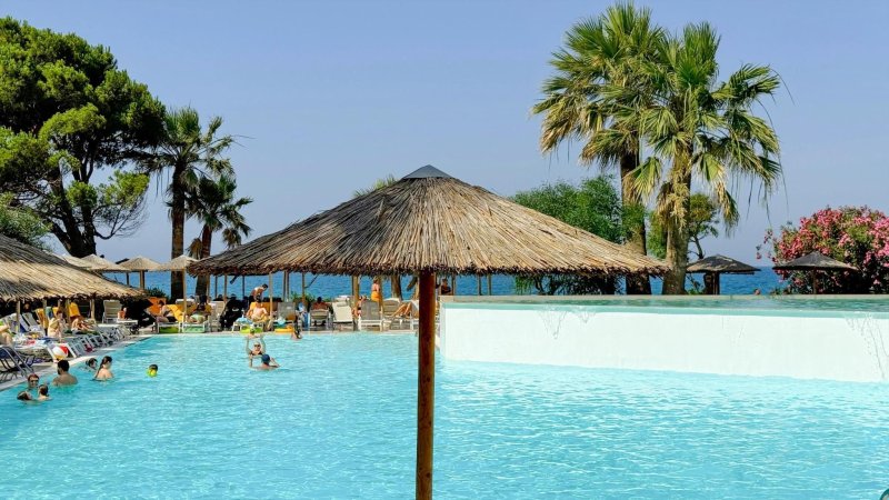 Ninos Grand Beach Hotel & Resort Lefkada-sziget