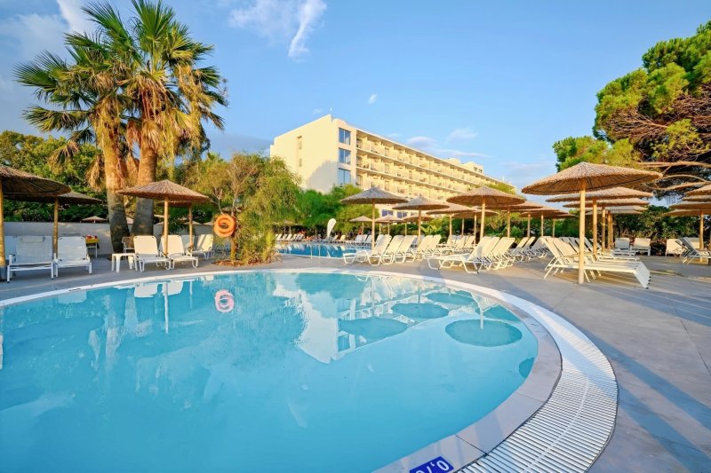Ninos Grand Beach Hotel & Resort Lefkada-sziget