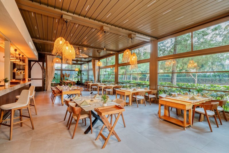 Antalya utazás Nirvana Cosmopolitan