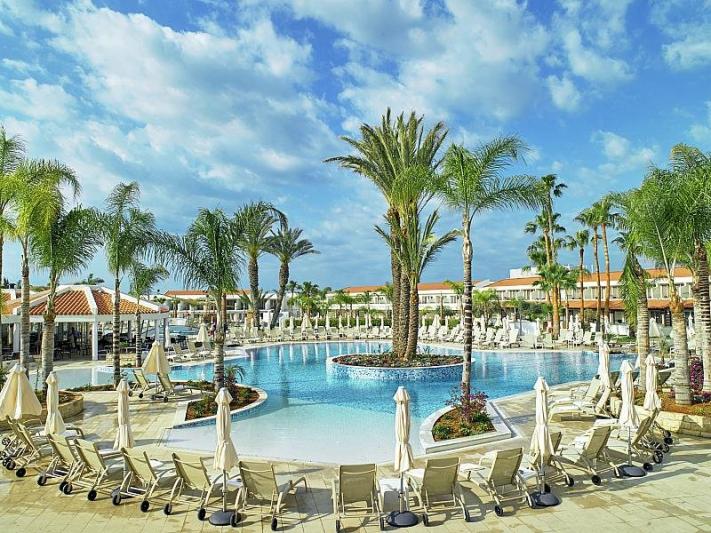 Olympic Lagoon Resort Dél-Ciprus