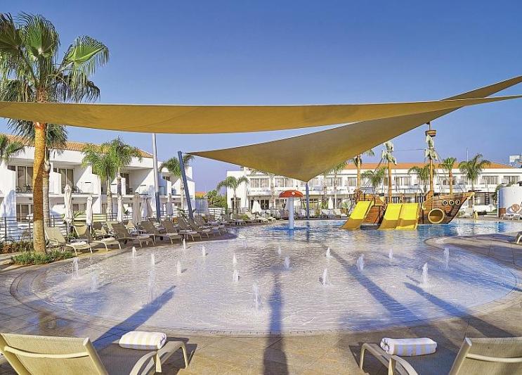 Olympic Lagoon Resort Dél-Ciprus