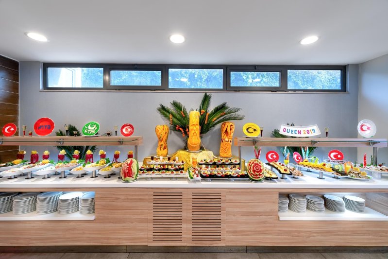Orfeus Queen Hotel & Spa Side