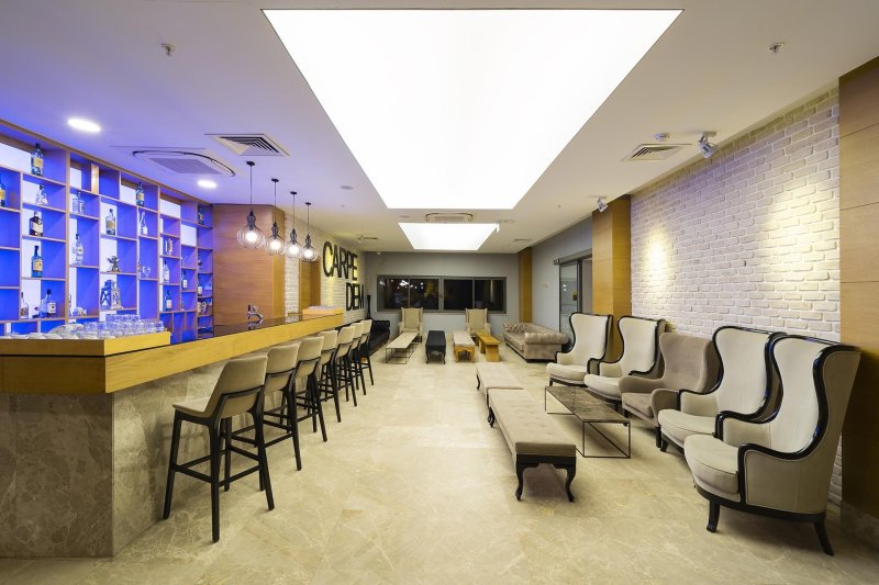 Orfeus Queen Hotel & Spa Side