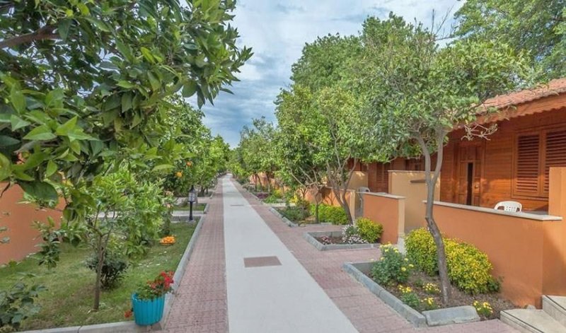 Side utazás Ozlem Garden