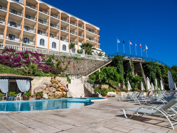 Korfu utazás Paleo Art Nouveau 