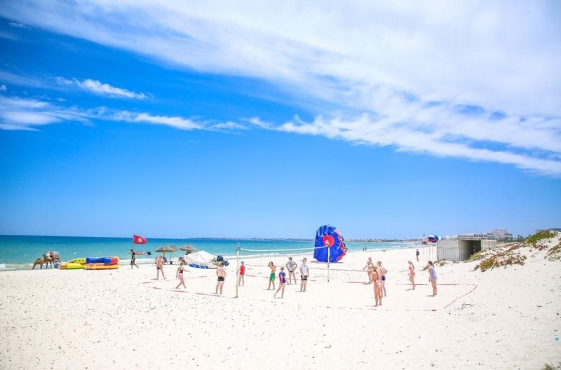 Monastir utazás Palm Beach Skanes