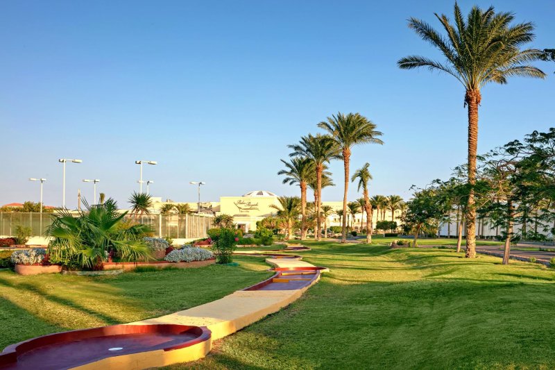 Hurghada utazás Palm Royale Soma Bay