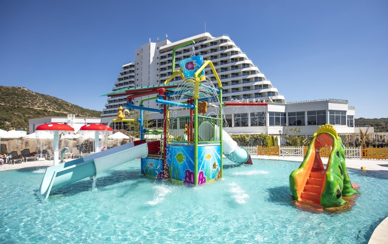 Kusadasi utazás Palm Wings Ephesus Beach Resort 