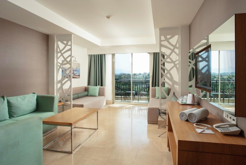 Side utazás Paloma Oceana Resort