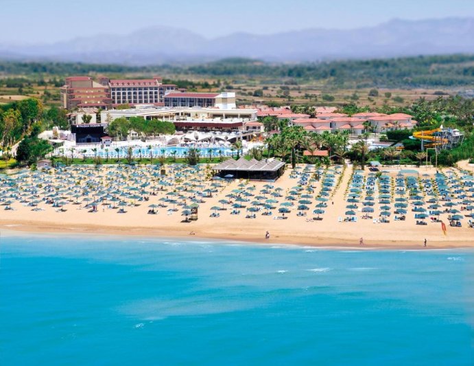 Paloma Oceana Resort Side