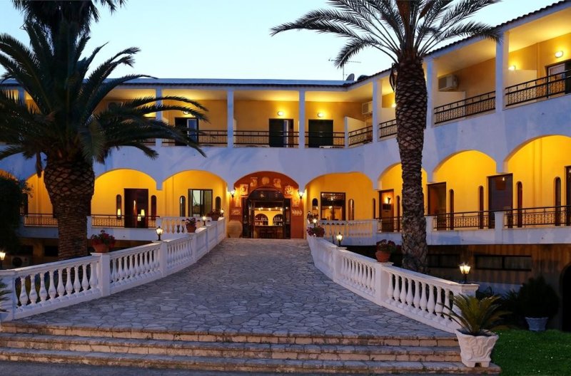 Korfu utazás Paradise Hotel Corfu