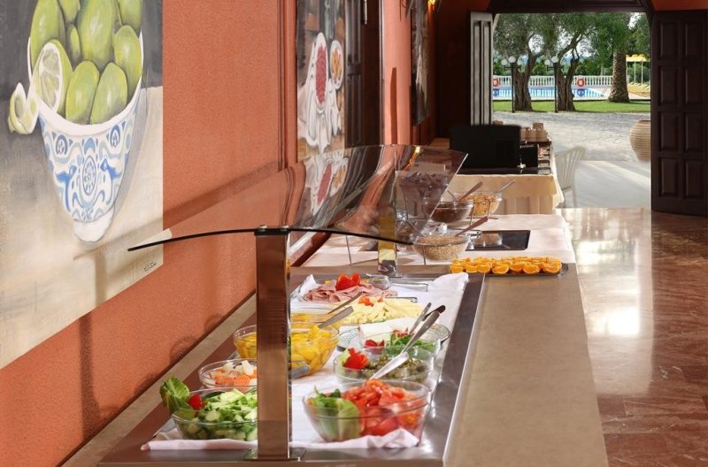 Korfu utazás Paradise Hotel Corfu