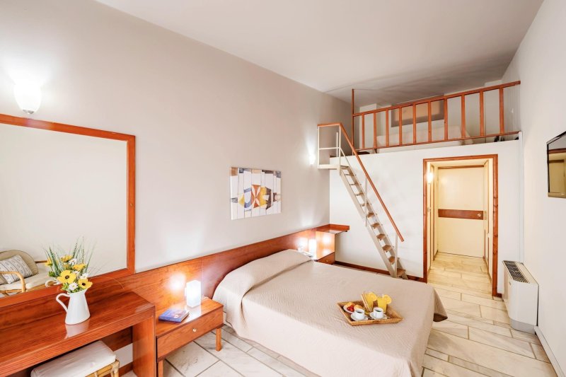 Peloponnészoszi-félsziget utazás Pavlina Beach