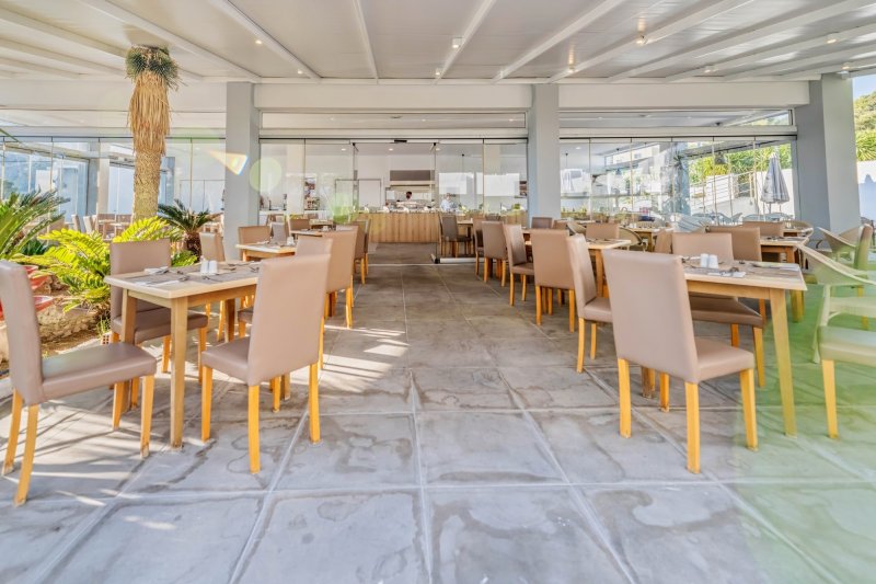 Rodosz utazás Pefkos Breeze