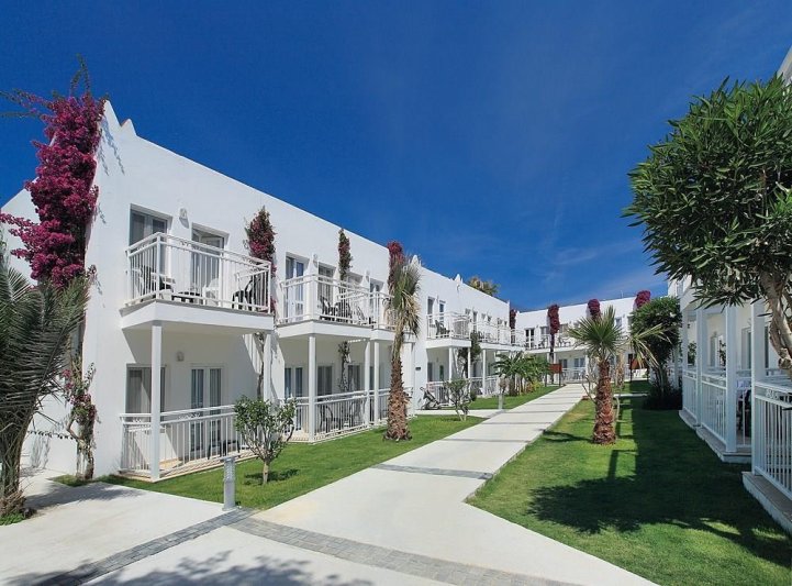 Bodrum utazás Petunya Beach Resort 