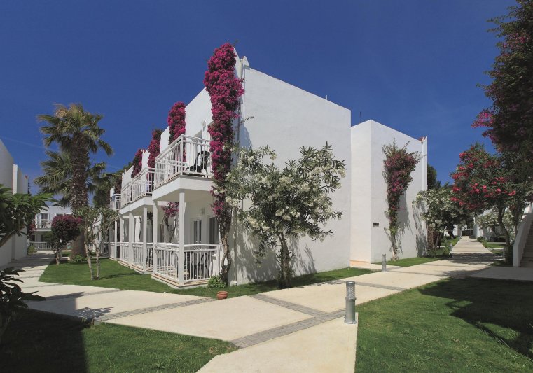 Bodrum utazás Petunya Beach Resort 