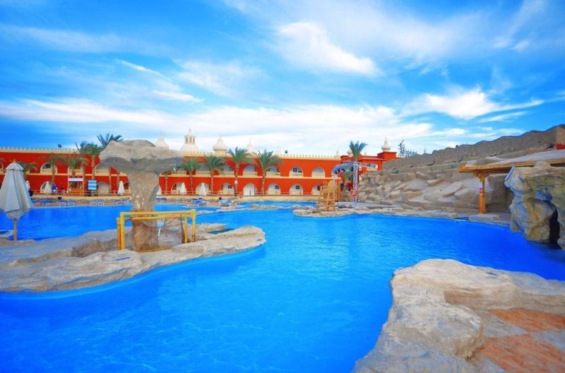 Hurghada utazás Pickalbatros Alf Leila Wa Leila By Neverland