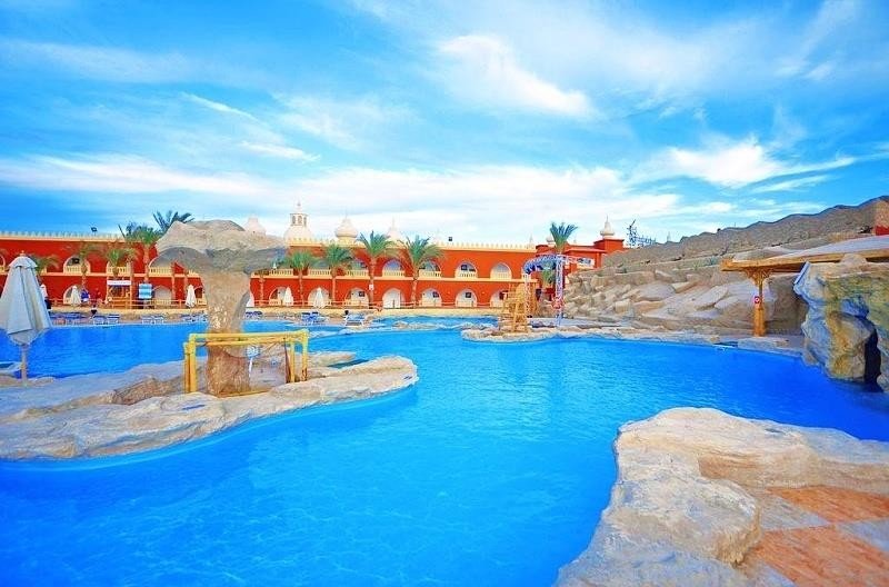 Hurghada utazás Pickalbatros Alf Leila Wa Leila By Neverland