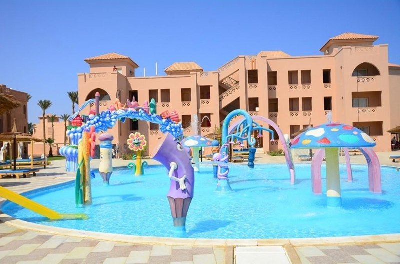 Hurghada utazás Pickalbatros Aqua Blu