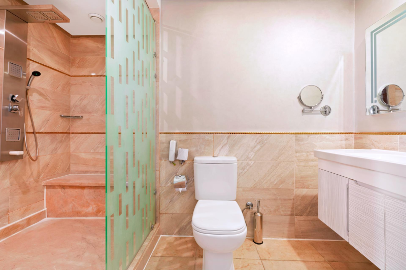 Családi szoba medencére vagy lagúnára néző kilátással - fürdőszoba