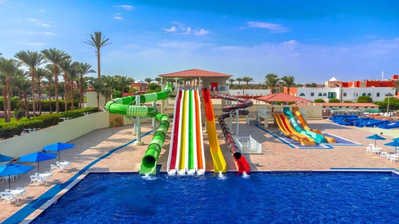 Hurghada utazás Pickalbatros Dana Beach Resort