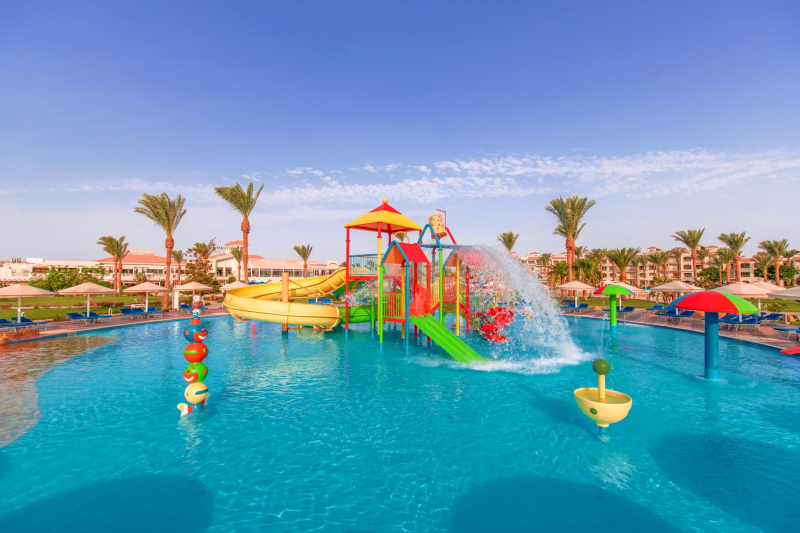 Hurghada utazás Pickalbatros Dana Beach Resort