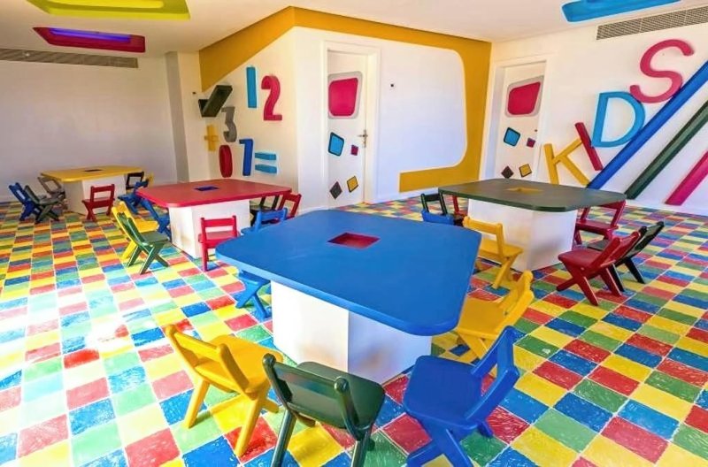 Hurghada utazás Pickalbatros White Beach Resort