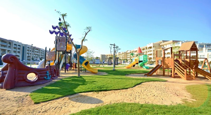 Hurghada utazás Pickalbatros White Beach Resort