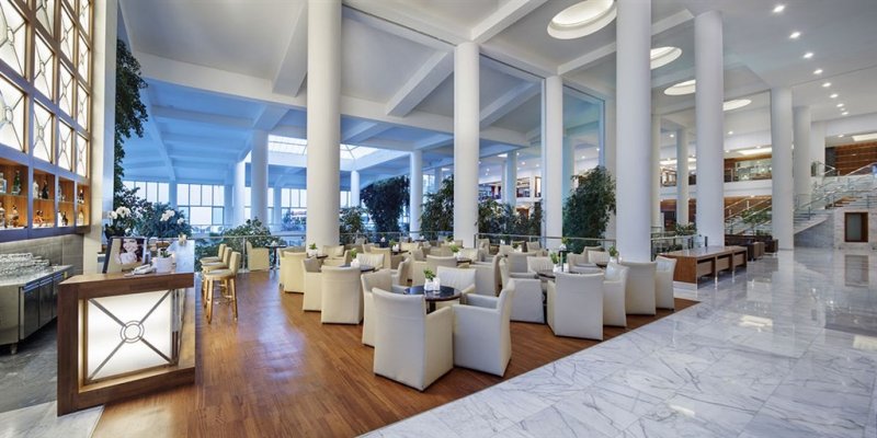 Kusadasi utazás Pine Bay Holiday Resort