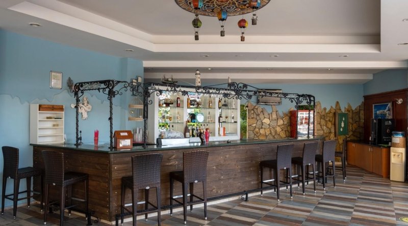 Kemer utazás Pine House