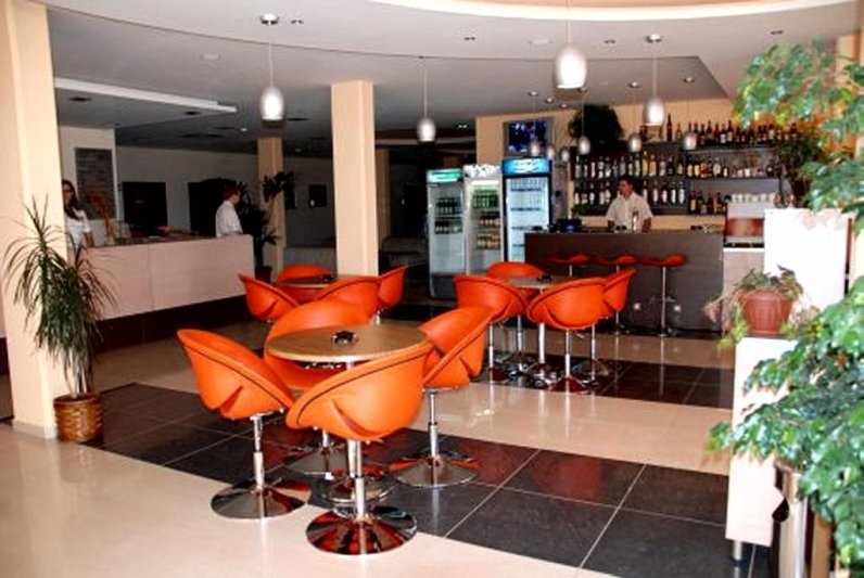 Napospart utazás Plamena Palace