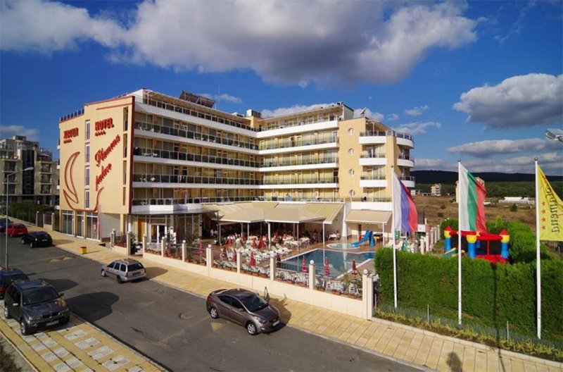 Plamena Palace Napospart