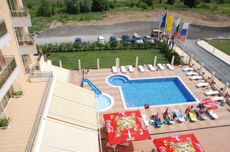 Napospart utazás Plamena Palace