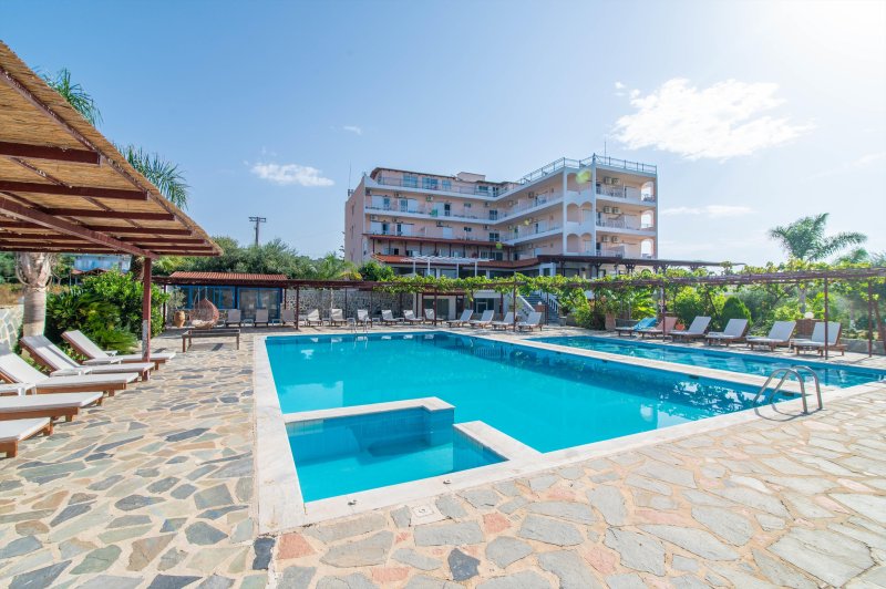 Lefkada-sziget utazás Poseidon Beach