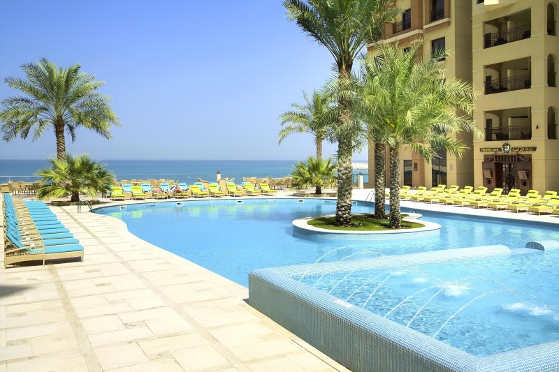 Ras Al Khaimah utazás Pullman Al Marjan Island Resort