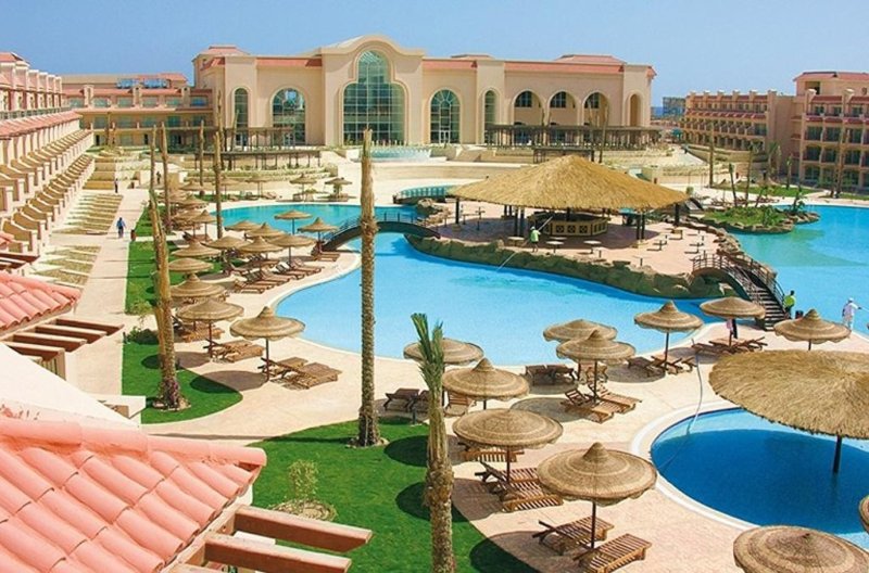 Hurghada utazás Pyramisa Beach Resort Sahl Hasheesh