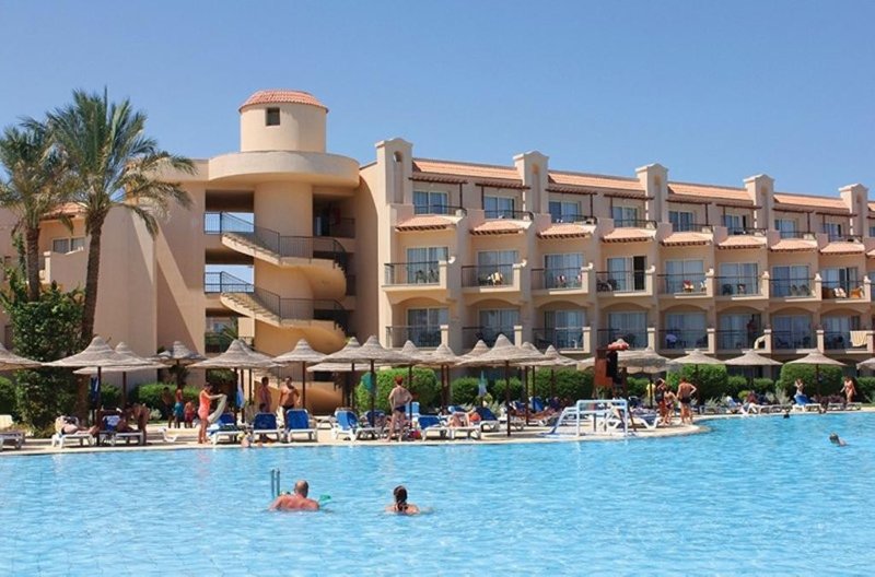 Hurghada utazás Pyramisa Beach Resort Sahl Hasheesh