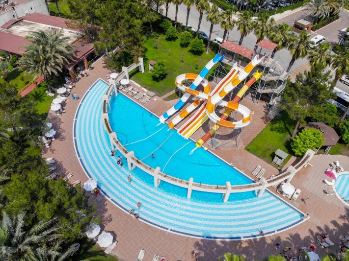 Queen's Park Goynuk Kemer