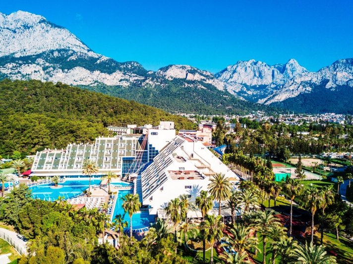 Kemer utazás Queen's Park Goynuk