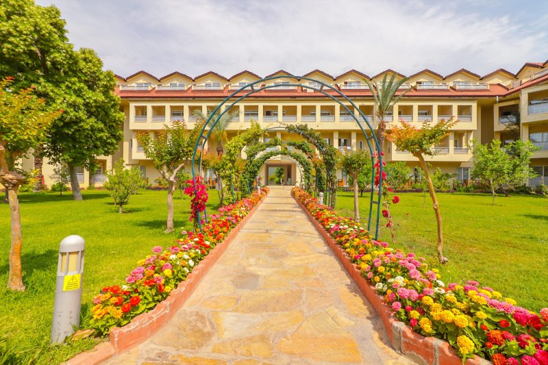 Queens Park Le Jardin Kemer