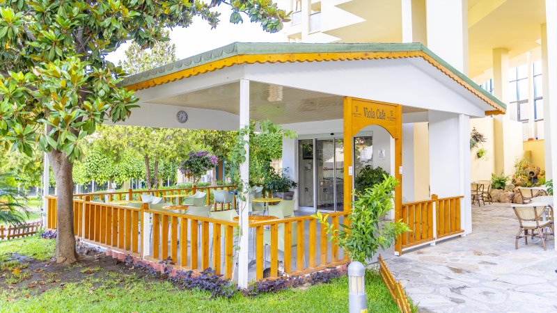 Kemer utazás Queens Park Le Jardin