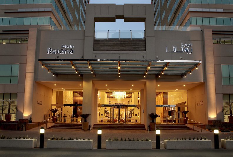 Dubai utazás Radisson Blu Hotel Barsha Heights ex.: Media Rotana