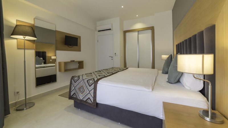 Kusadasi utazás Ramada Hotel & Suites Kusadasi